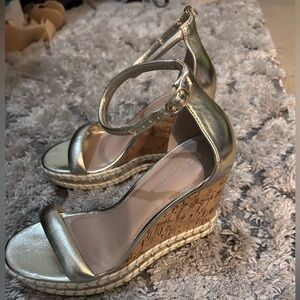 Bcbgeneration Narida Womens Faux Leather Platform Espadrilles Gold Women's 9